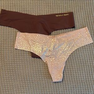 Seamless thong